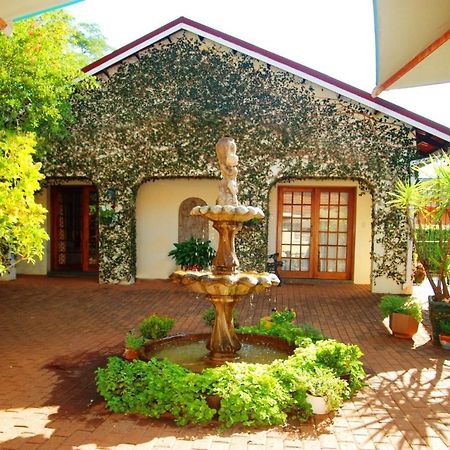 Bezuidenhout Guest House Malalane Kültér fotó